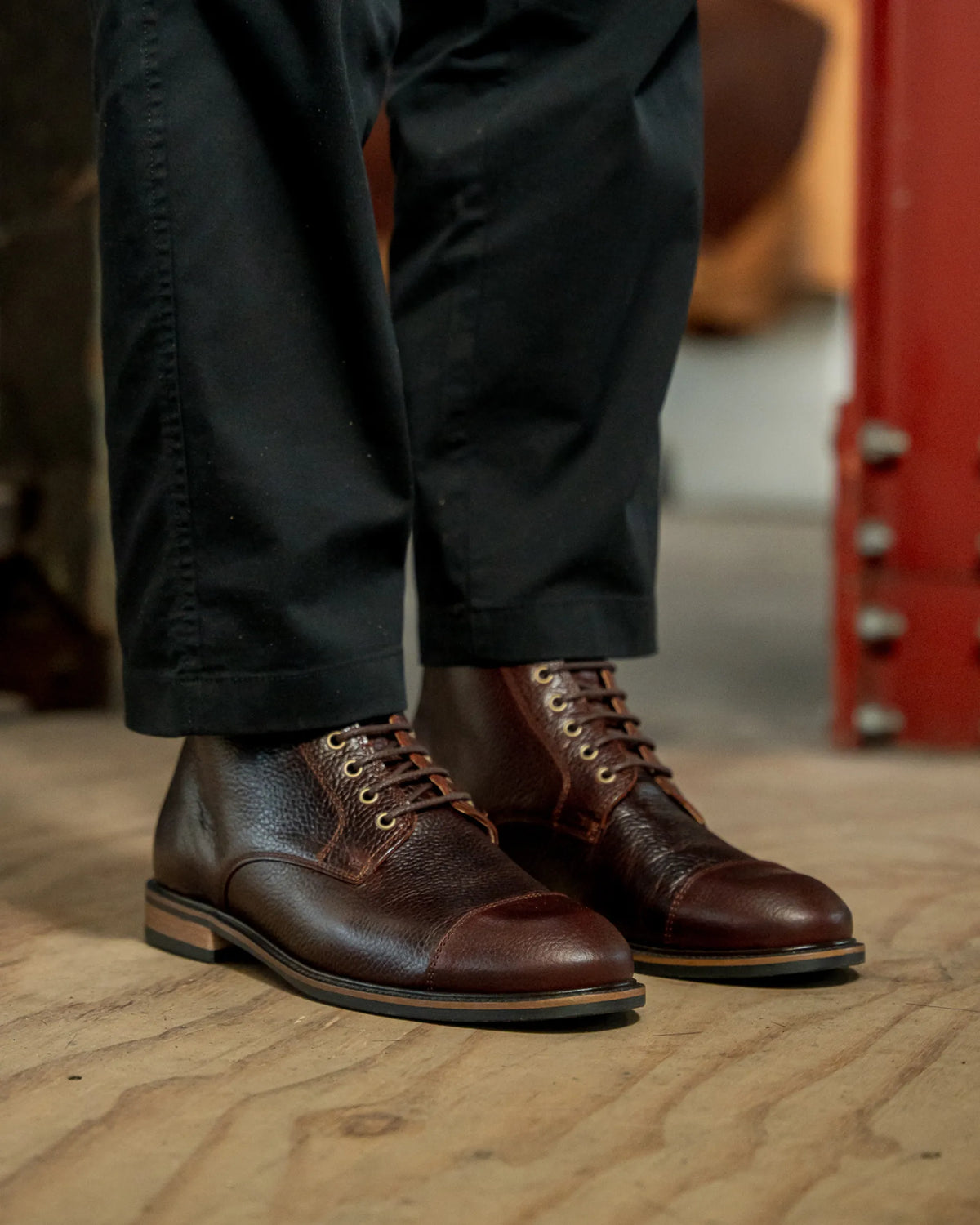TASKER // COGNAC GRAINED