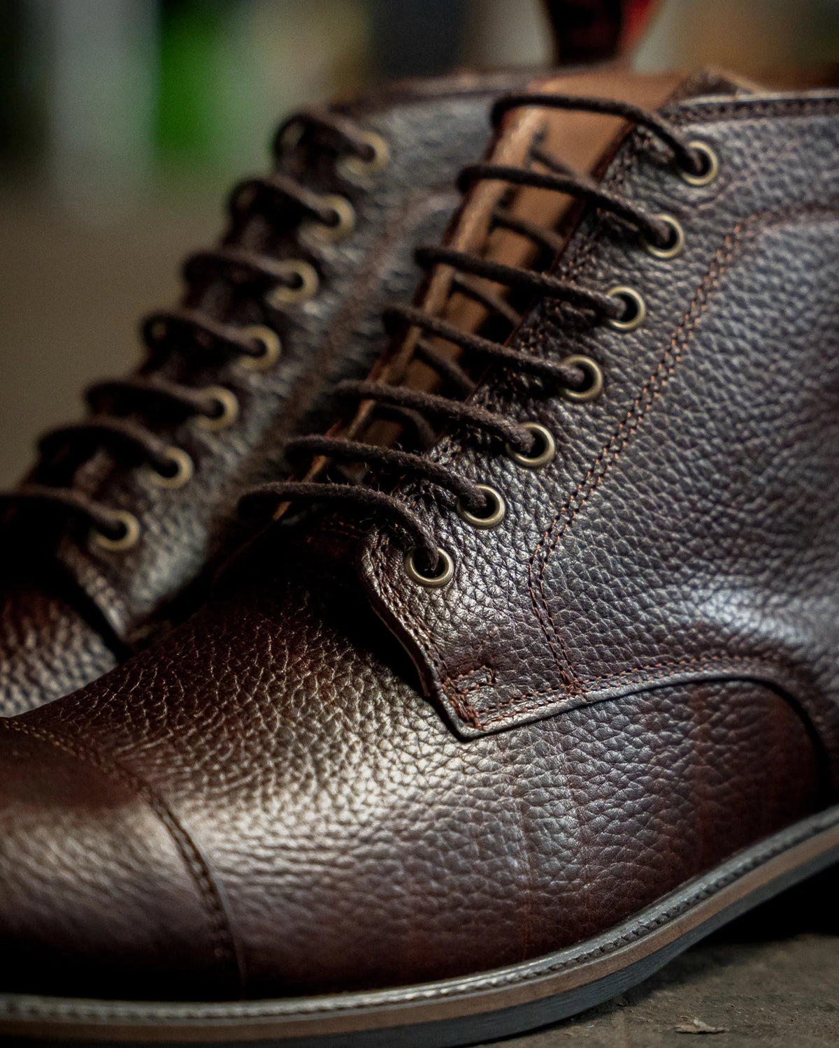 TASKER // COGNAC GRAINED