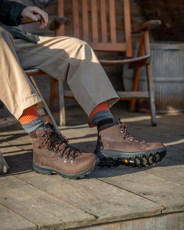 TWISTON // BROWN DISTRESSED